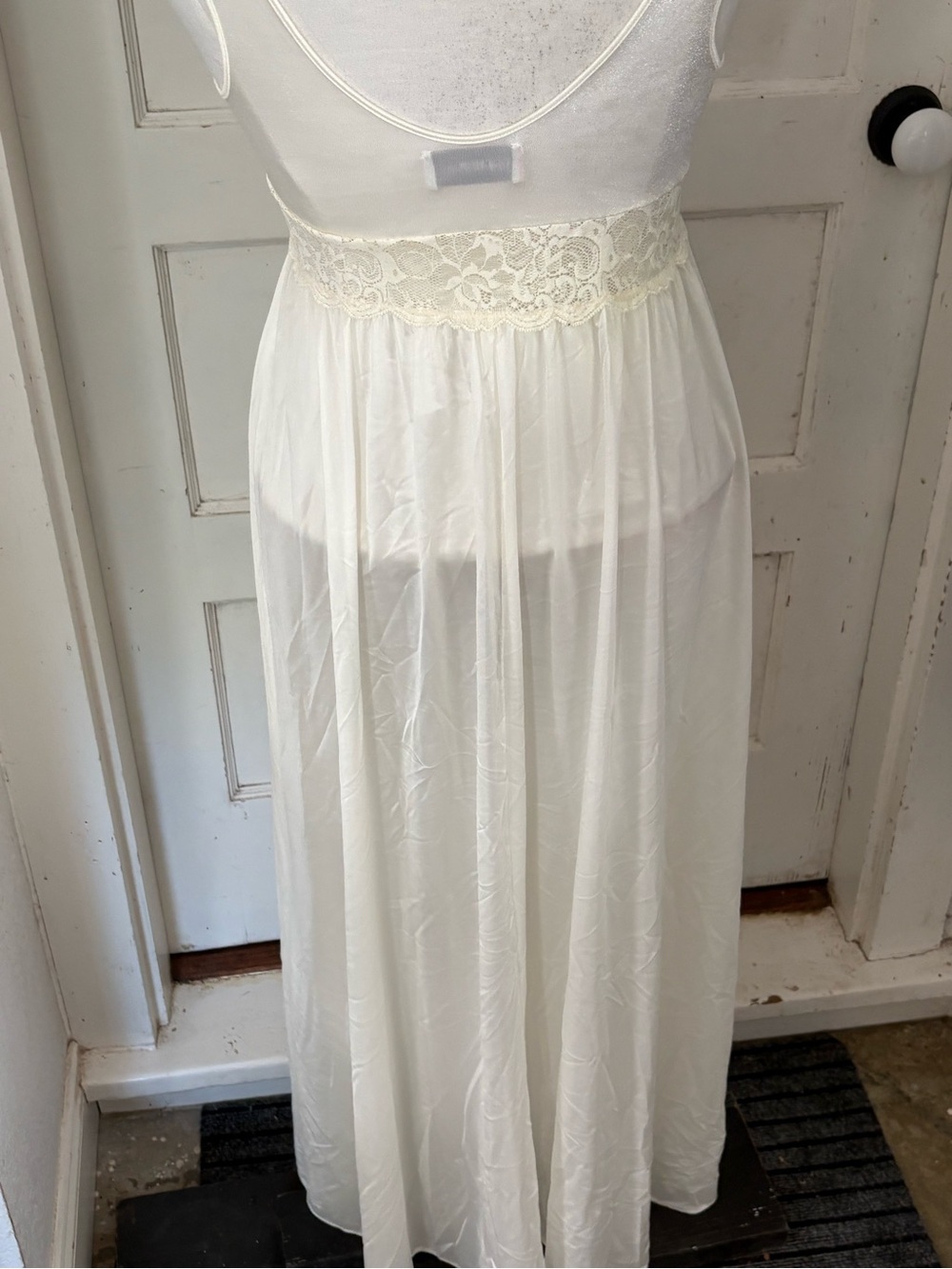 Vtg Shadowline 2pc Peignoir Set Small Ivory Nylon Lace Nightgown Robe USA Made - Picture 7 of 16